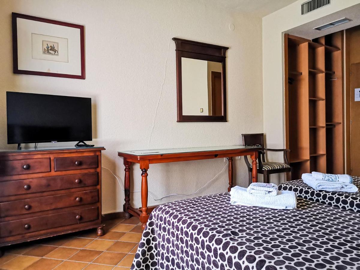 Almona Hotel 2*